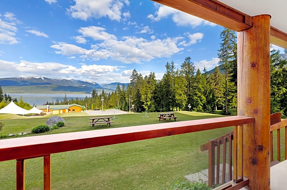 Kootenay Lakeview Resort BW Signature Collection