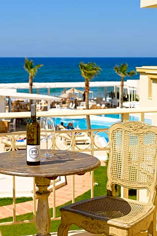 Junior Suite with Side Sea View (3 Adults)