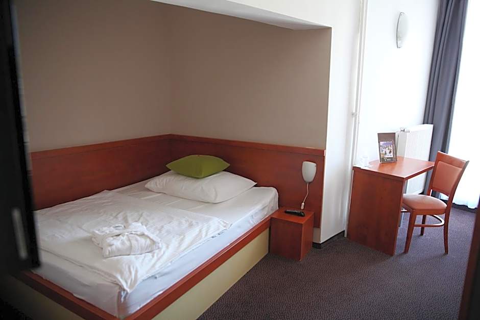 Atrium Hotel - Family friendly