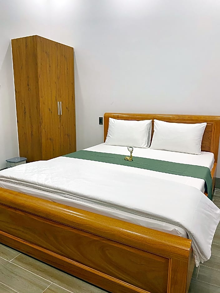 Ngoc Huyen Hotel Branch 2