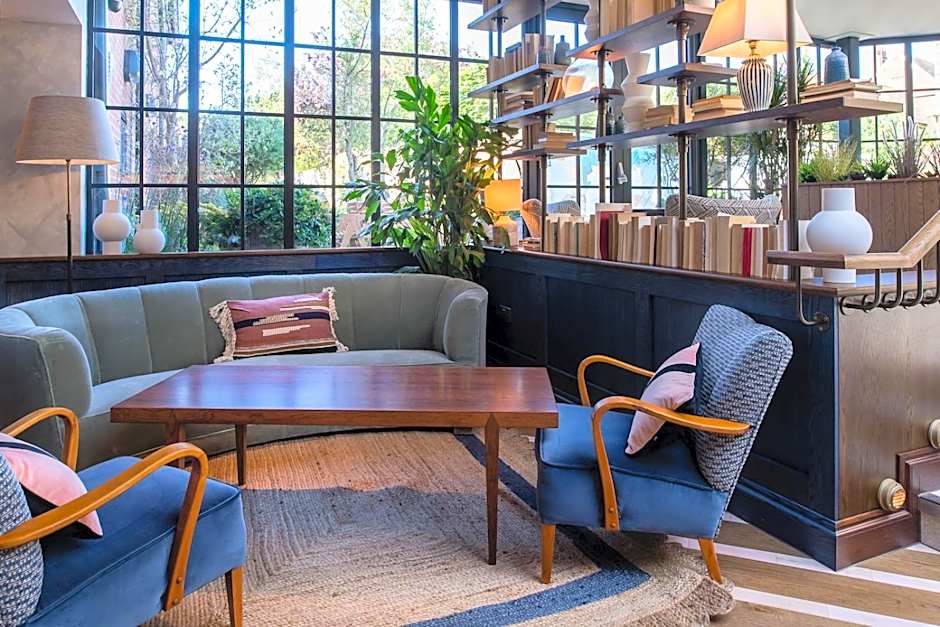 The Swan, Streatley, Berkshire