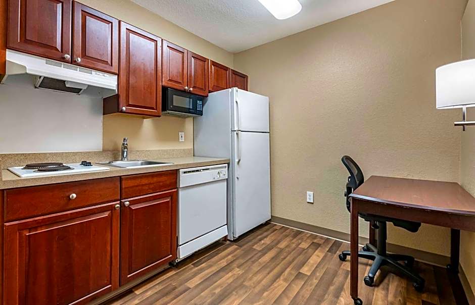 Extended Stay America Select Suites - Baltimore - BWI Airport - International Dr.