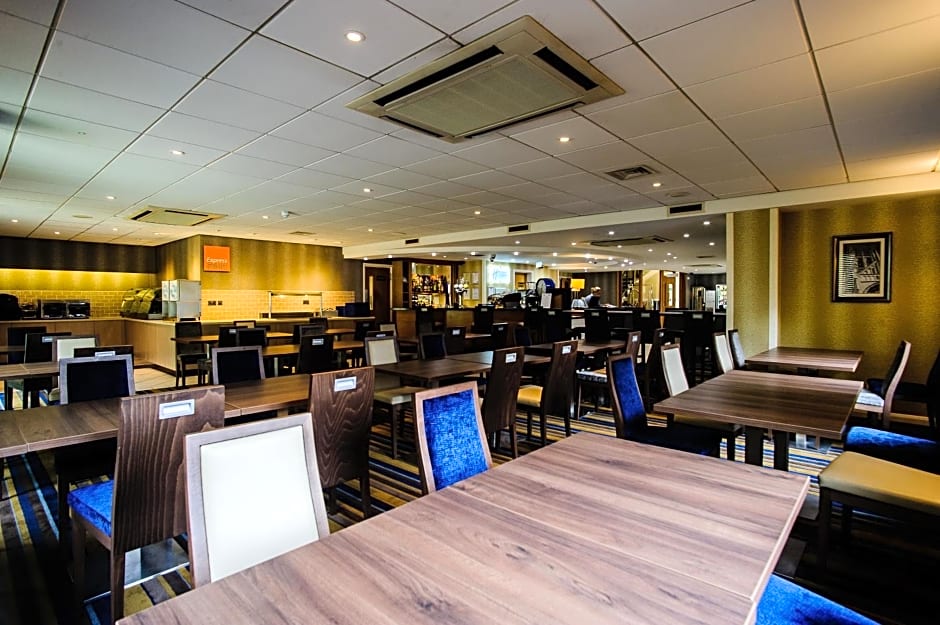 Holiday Inn Express Canterbury