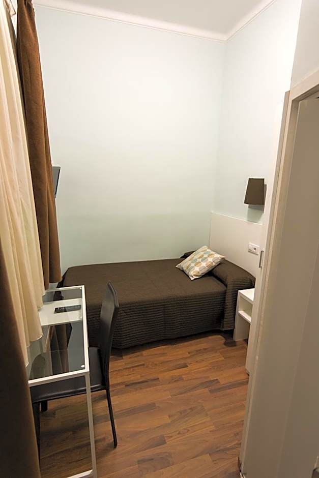 Hostal Lesseps