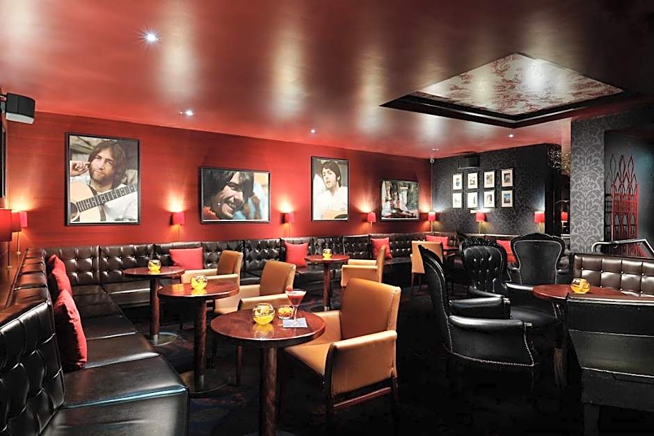 Hard Days Night Hotel