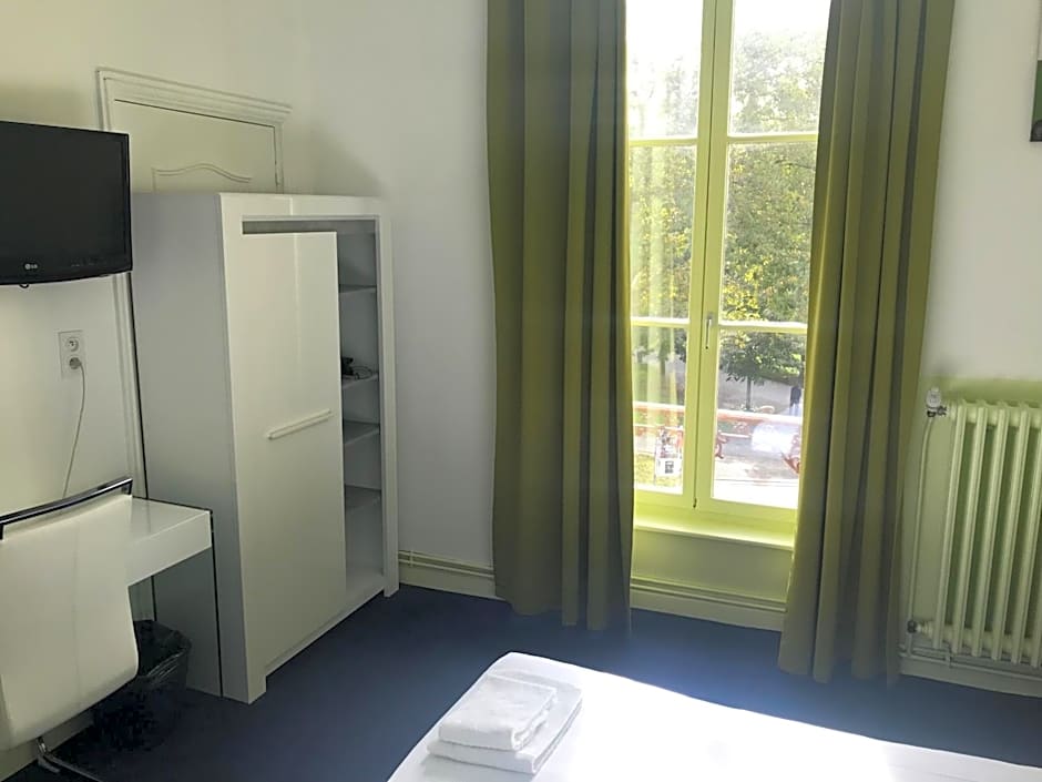 Hotel Couleurs Sud Centre-ville Gare Charleville-Mézières