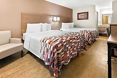 Deluxe Queen Room with Two Queen Beds - Smoking