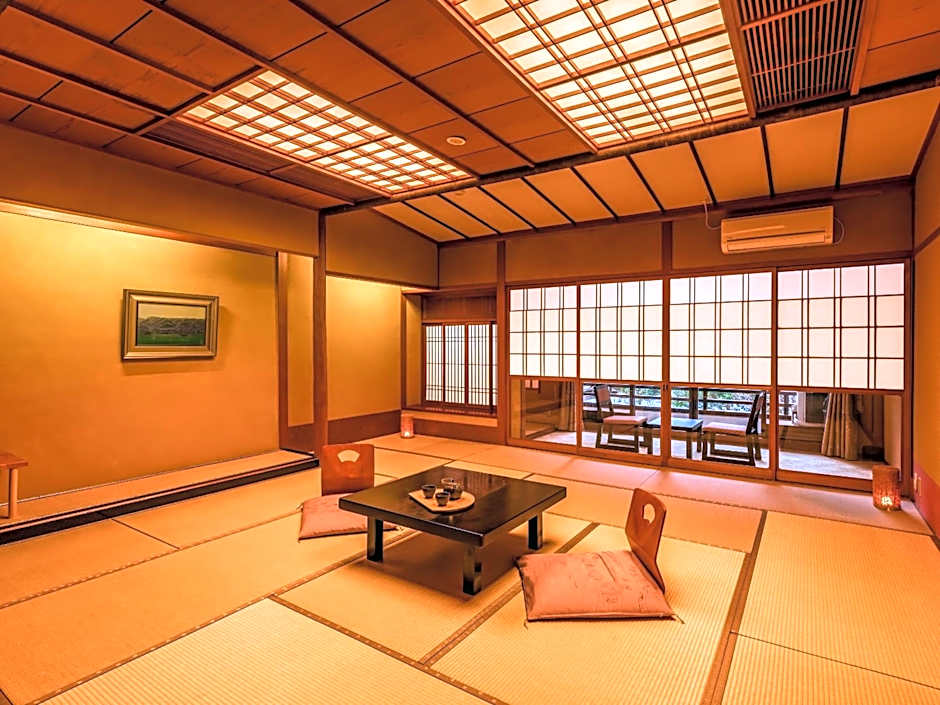 Ooedo Onsen Monogatari Premium Yoshinoya Irokuen