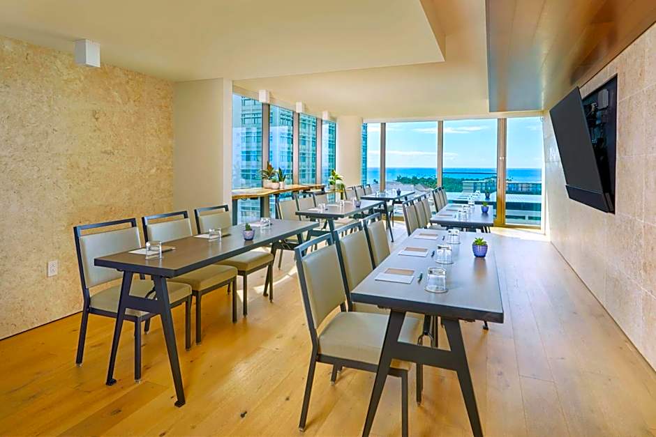 Renaissance Honolulu Hotel & Spa