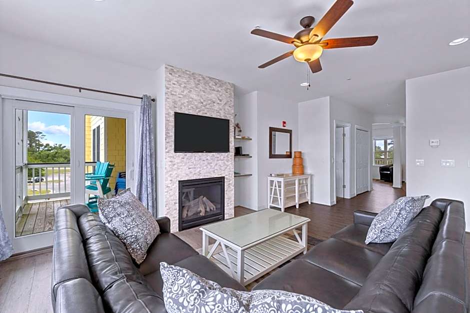 Hamilton Cay at Bermuda Bay by Kees Vacations