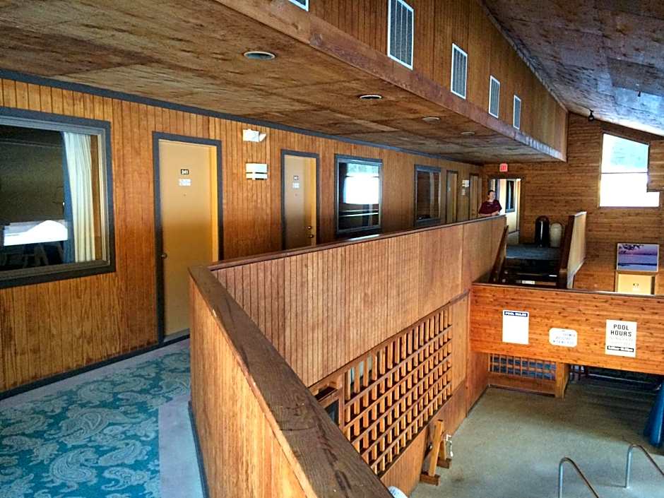 Photo 1 of 1 of Quadruple Room
