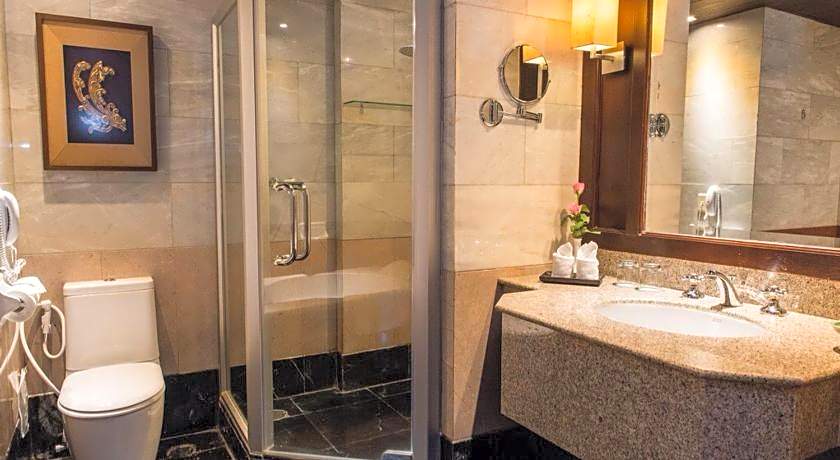 Krungsri River Hotel