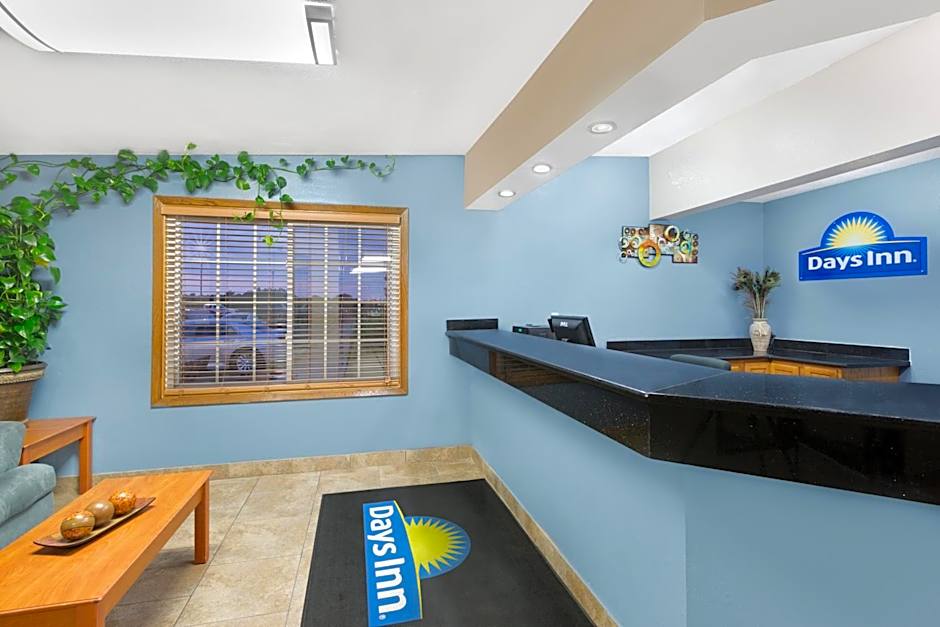 Days Inn by Wyndham Newton