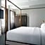 Hotel Phillips Kansas City Curio Collection by Hilton