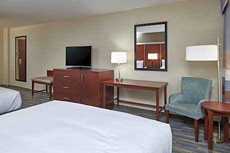 Queen Room with Two Queen Beds - Hearing Access