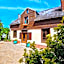 Au Refuge Des 3 Ours - Chambres d'hôtes et cabanes