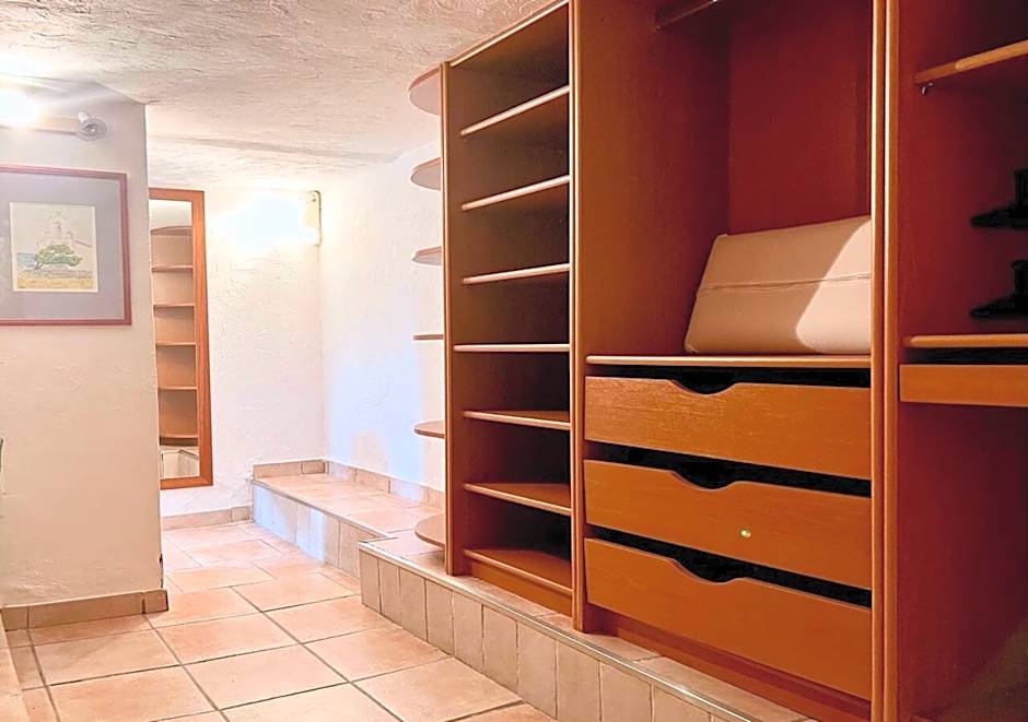 Suite Nymphéalove - Parking - Piscine - Jacuzzi - 50 m2 - CapitalChic Services Peymeinade