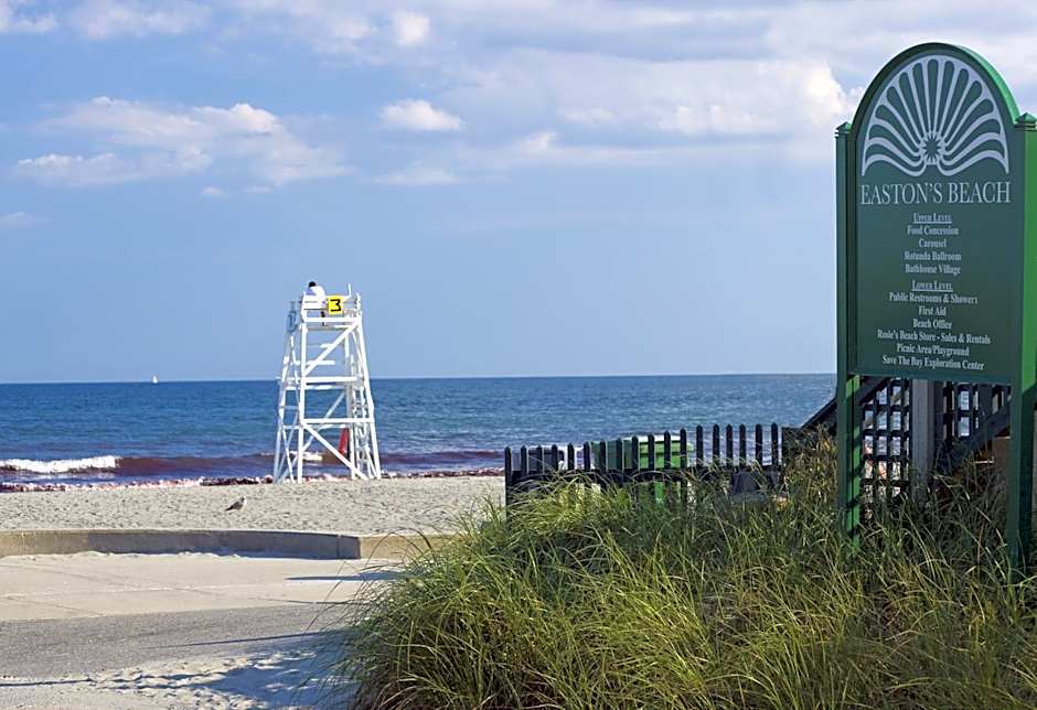 Newport Beach Hotel And Suites