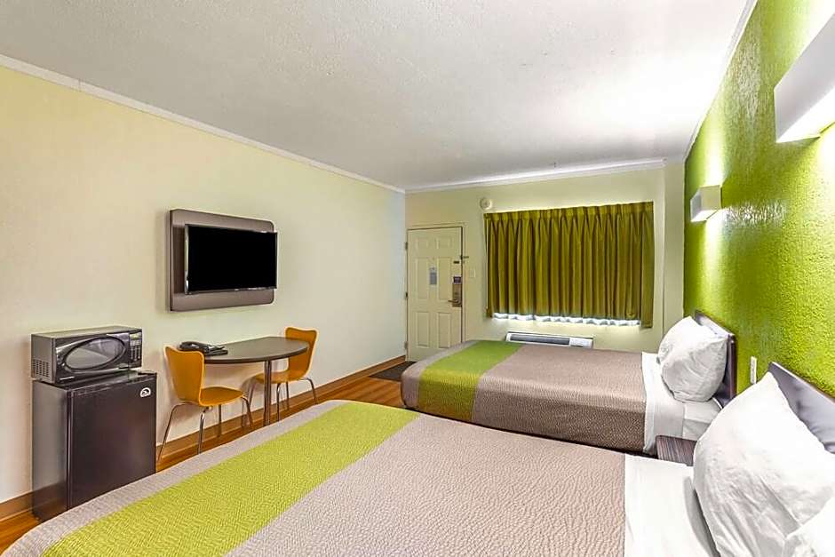 Motel 6-Huntington, WV