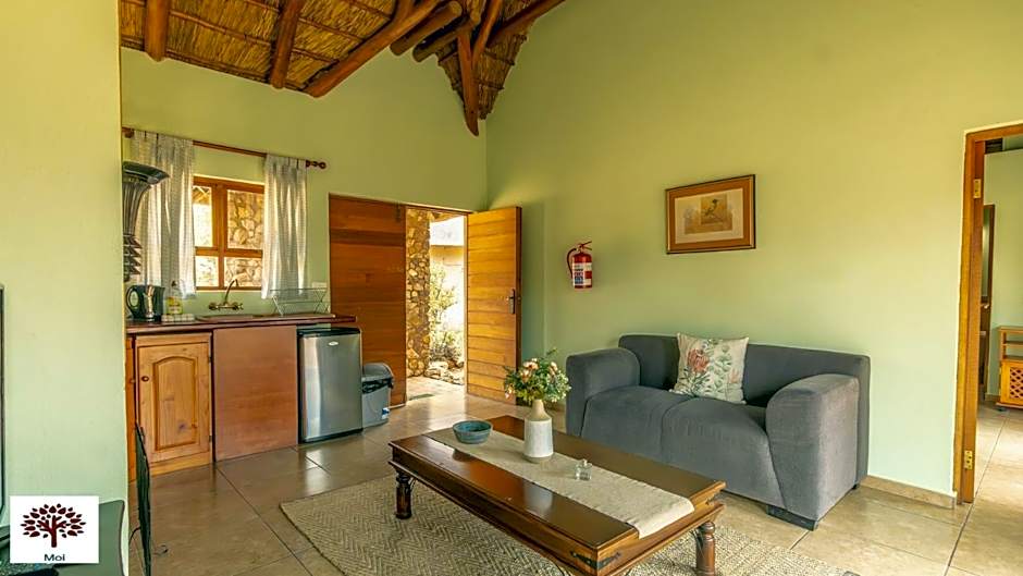 Zebula Golf and Wildlife Estate - Walk of the Eland Pax 12 - Moi Signature Luxury villa
