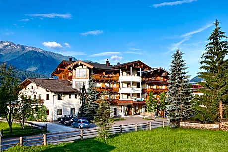 Smaragdhotel Tauernblick