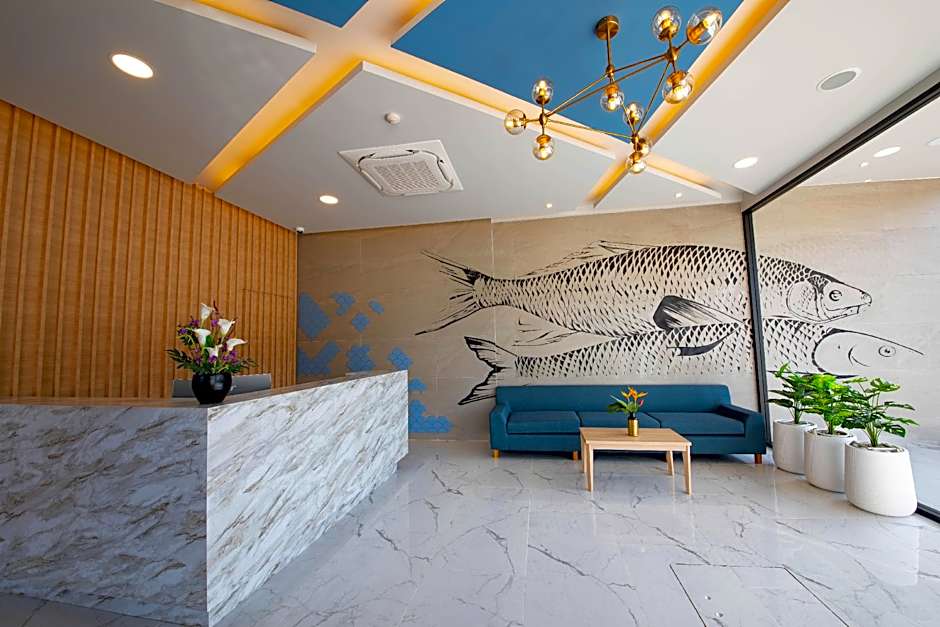 Golden Paradise Hotel