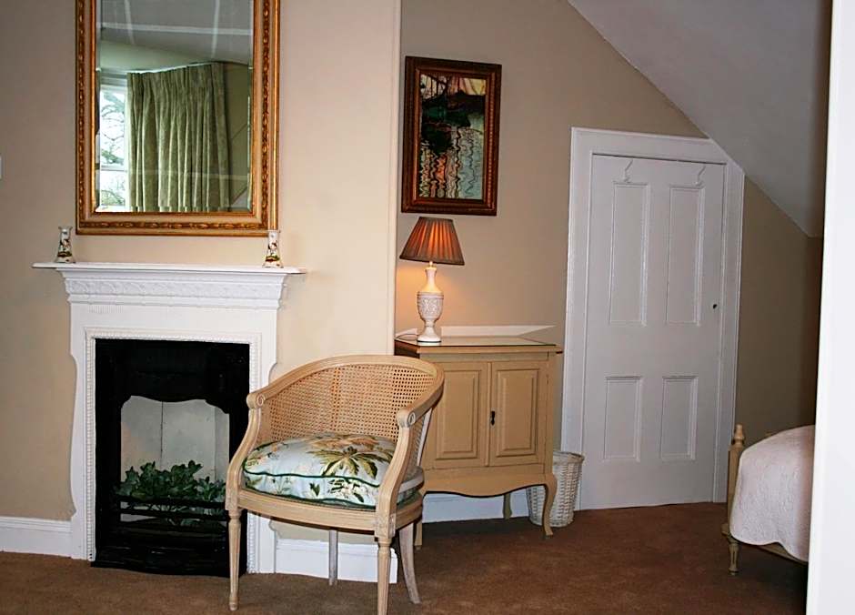 The Old Parsonage Country House