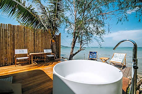 Sea Sand See Sky Beach Front Resort