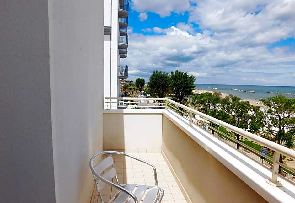 Gimmi Hotel