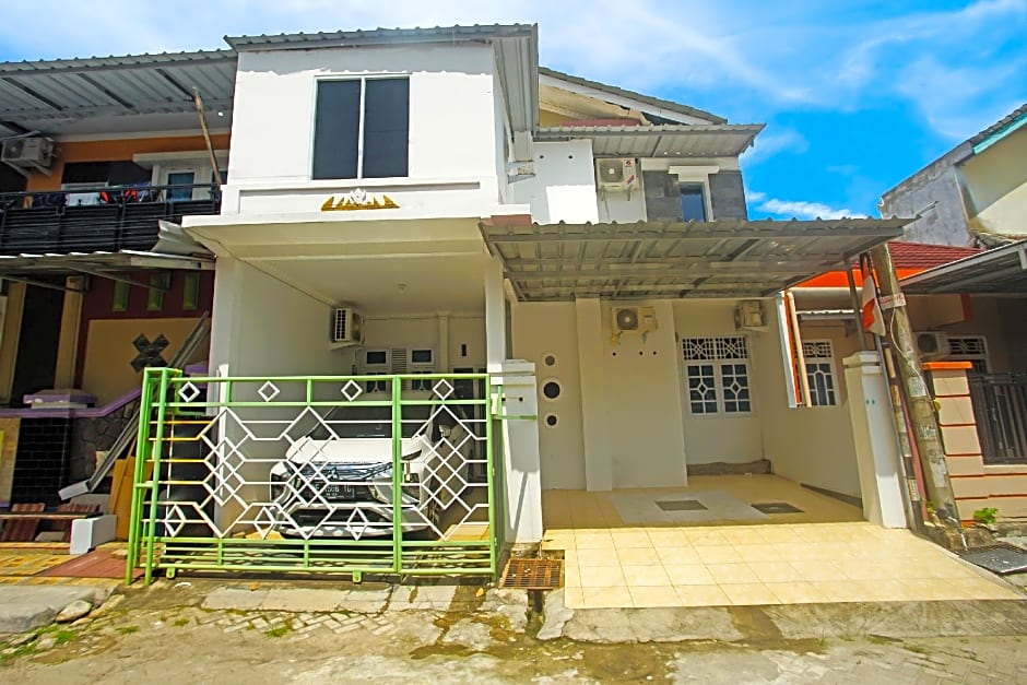 OYO 91460 Guest House Kencana Syariah