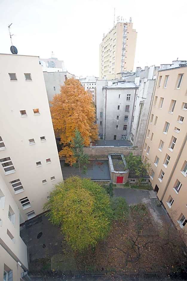Planet Hostel