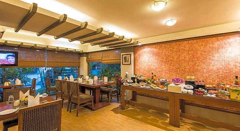 Park Central Comfort e-suites, Pune