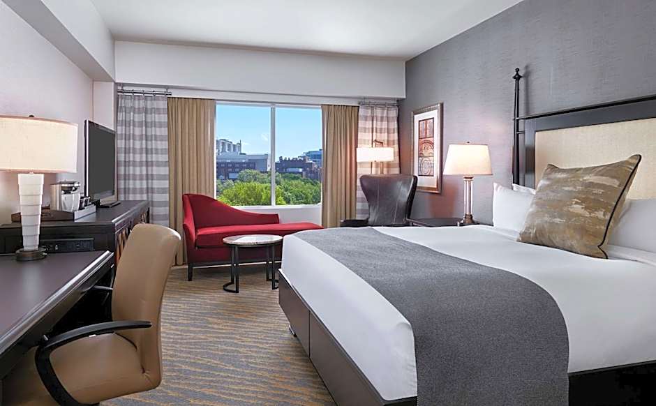 The Inn at Penn, A Hilton Hotel