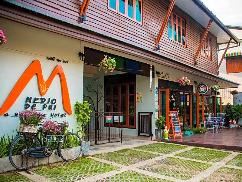 Medio de Pai Hotel