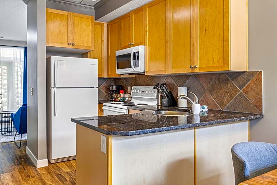 Mystic Chalet managed by Little Sister Getaways