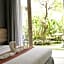 Sugiras Living Guest House