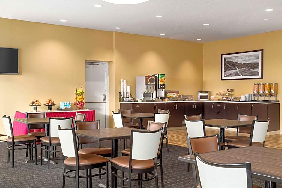 Travelodge by Wyndham Sydney