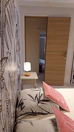 Deluxe Double Room with Shower