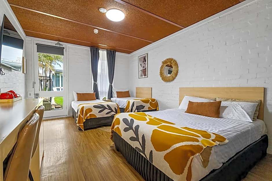 Mallacoota Hotel Motel
