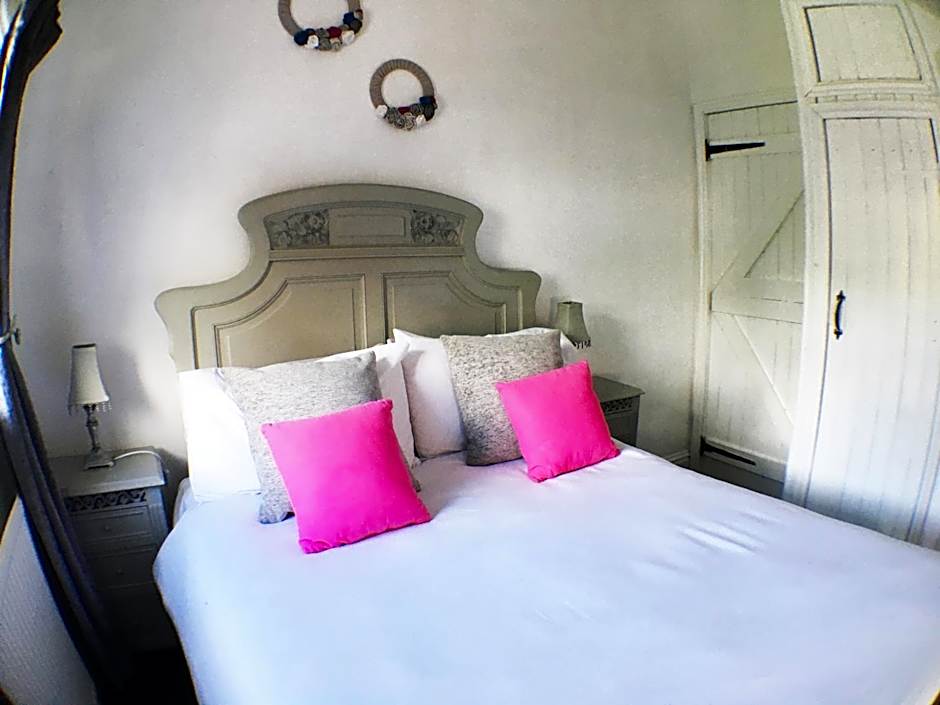 Hillside Bed and Breakfast