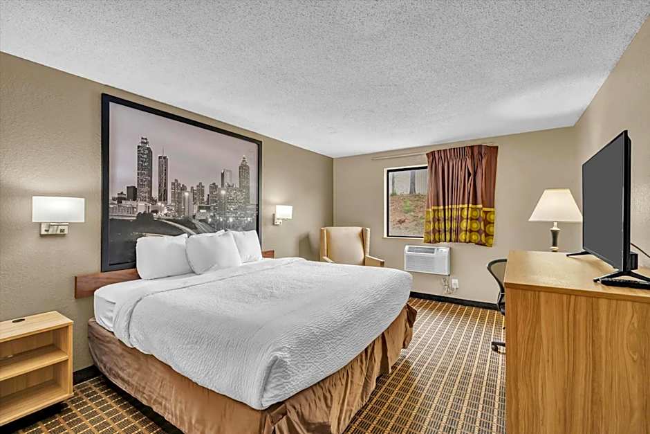 Super 8 by Wyndham Warner Robins