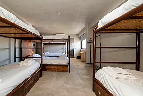 Bed in 8-Bed Mixed Superior Dormitory Room