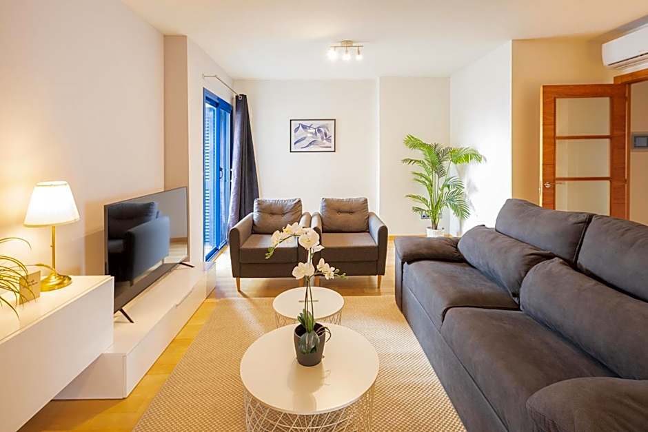 Lucas House Apartments by Sitges Group
