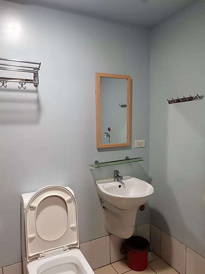 HORIZON 101 A6 beside Mango bar,Robinson mall,free pool,wifi,kitchen