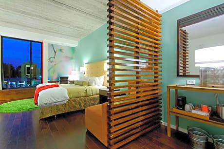 Premium King Room