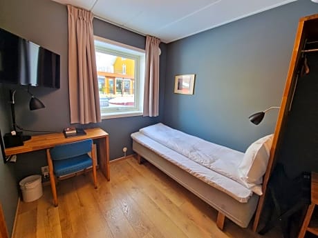 Single Room with Bathroom