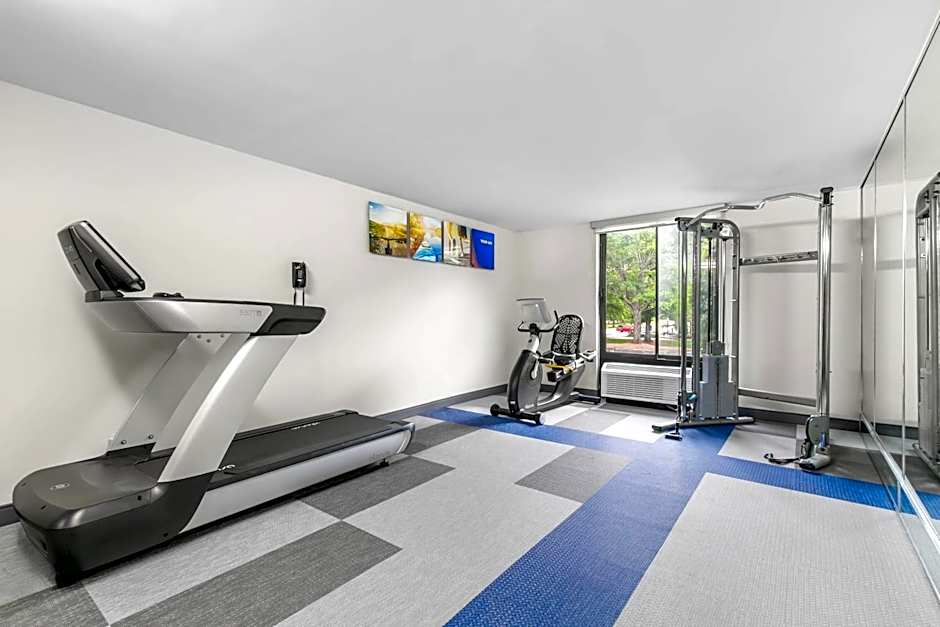 Comfort Inn & Suites
