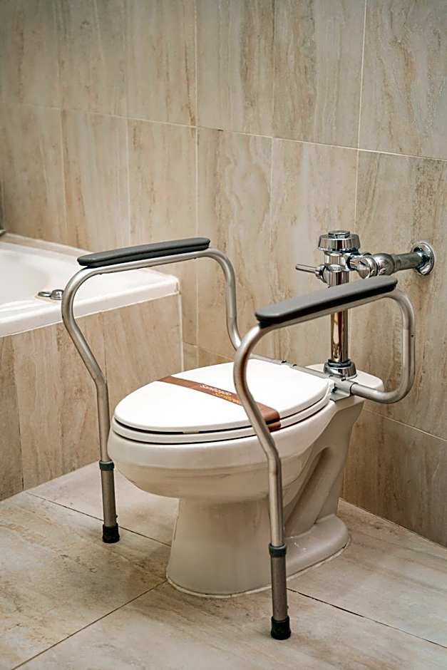 Suites Camino Real