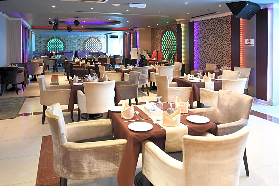 Al Olaya Suites Hotel