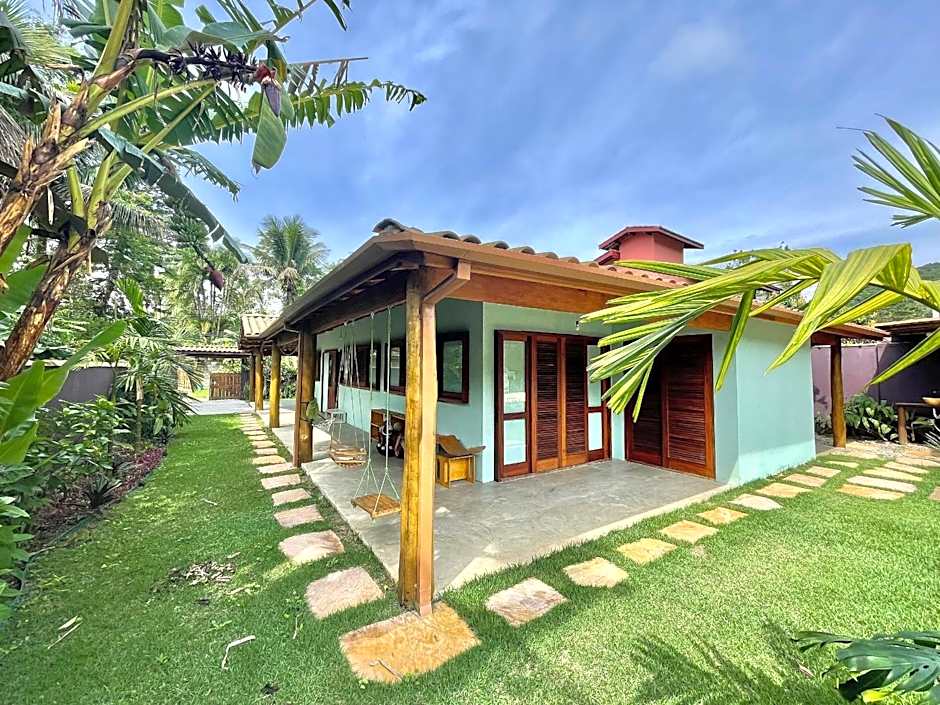 Linda Casa Ressaca 3 quartos c/ piscina